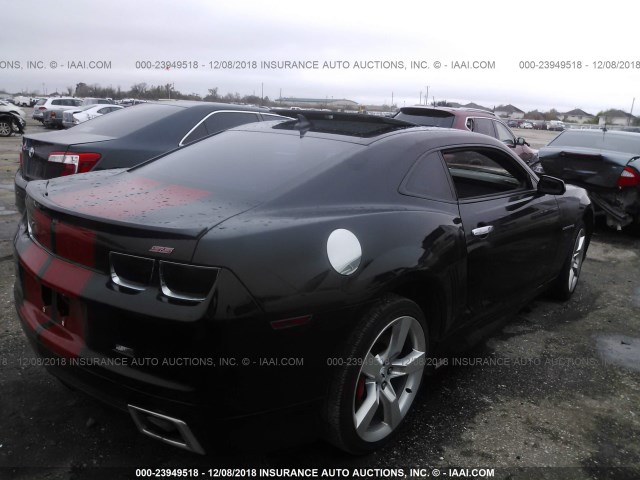 2G1FT1EW3A9136952 - 2010 CHEVROLET CAMARO SS BLACK photo 4