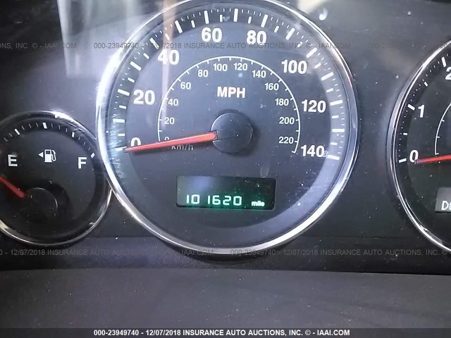 1J8HG48KX7C598076 - 2007 JEEP COMMANDER Gümüş foto 7