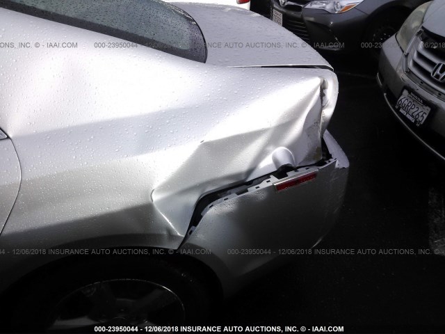 1G1ZC5E09CF383516 - 2012 CHEVROLET MALIBU 1LT 银色 照片 6