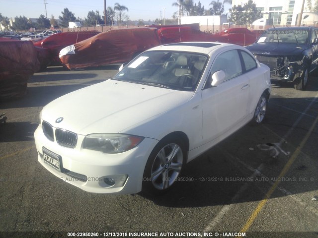 WBAUP9C55CVL91630 - 2012 BMW 128 I WHITE photo 2