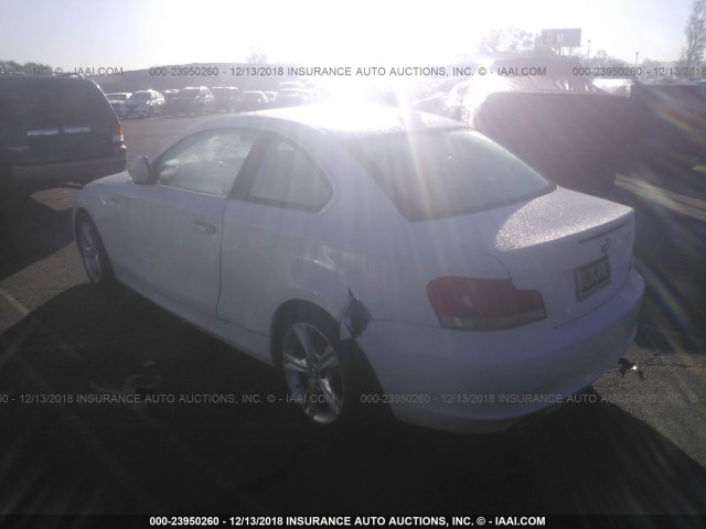 WBAUP9C55CVL91630 - 2012 BMW 128 I WHITE photo 3