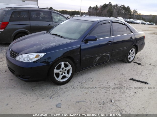 JTDBE32K420013816 - 2002 TOYOTA CAMRY LE/XLE/SE Dark Blue photo 2