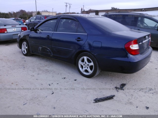 JTDBE32K420013816 - 2002 TOYOTA CAMRY LE/XLE/SE Dark Blue photo 3