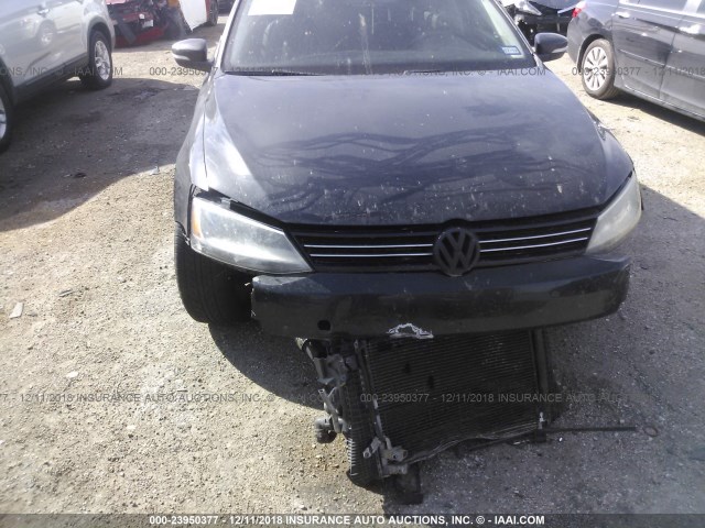 3VWLL7AJ9DM245058 - 2013 VOLKSWAGEN JETTA TDI BLACK photo 6