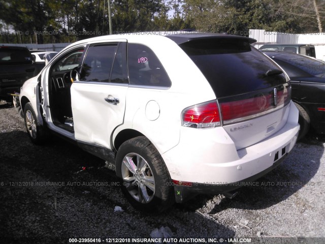 2LMDJ6JC8ABJ01362 - 2010 LINCOLN MKX WHITE photo 3