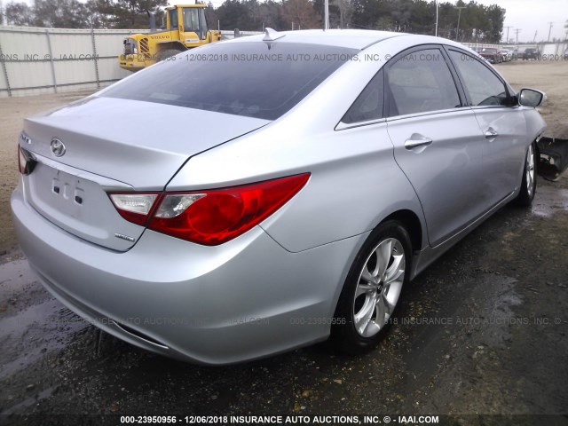 5NPEC4ACXDH550473 - 2013 HYUNDAI SONATA SE/LIMITED SILVER photo 4