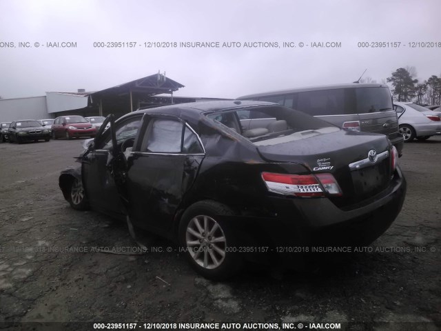 4T1BK3EK3BU630438 - 2011 TOYOTA CAMRY SE/LE/XLE 黑色 照片 3