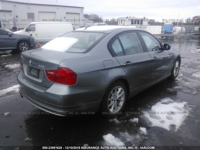 WBAPH7G58ANM50823 - 2010 BMW 328 I GRAY photo 4
