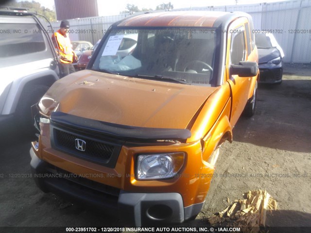 5J6YH28796L013341 - 2006 HONDA ELEMENT EX ORANGE photo 2