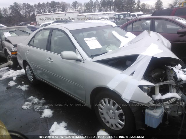 4T1BE30K74U859898 - 2004 TOYOTA CAMRY LE/XLE/SE SILVER photo 1