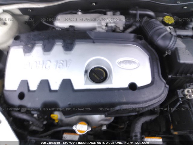 KNADE123666150973 - 2006 KIA RIO WHITE photo 10