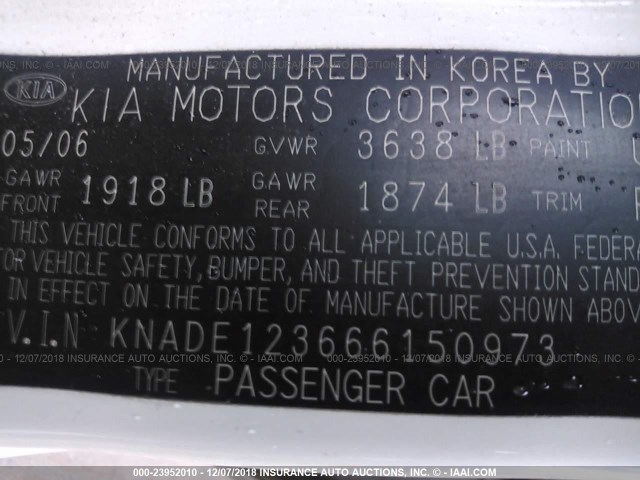 KNADE123666150973 - 2006 KIA RIO WHITE photo 9