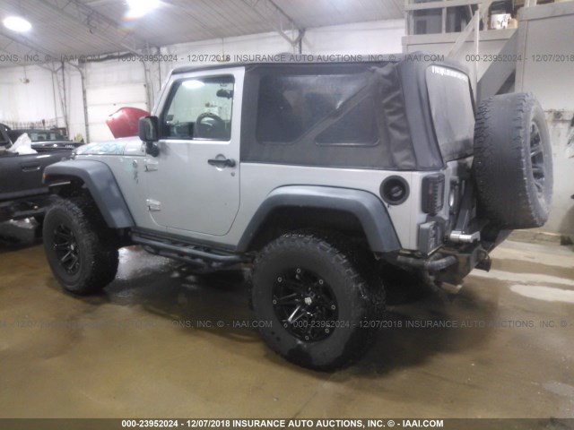 1J4AA2D13BL525629 - 2011 JEEP WRANGLER SPORT SILVER photo 3