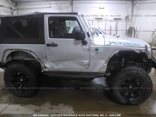 1J4AA2D13BL525629 - 2011 JEEP WRANGLER SPORT SILVER photo 6