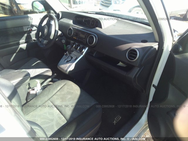 JTLZE4FE8CJ005694 - 2012 TOYOTA SCION XB Ақ фото 5