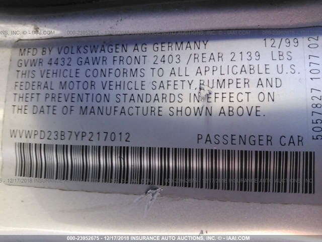 WVWPD23B7YP217012 - 2000 VOLKSWAGEN PASSAT GLX 银色 照片 9