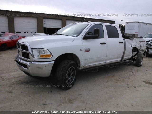 3D73Y3CL2BG635304 - 2011 DODGE RAM 3500 WHITE photo 2