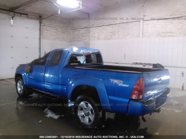 5TEUU42N65Z056425 - 2005 TOYOTA TACOMA ACCESS CAB ლურჯი ფოტო 3