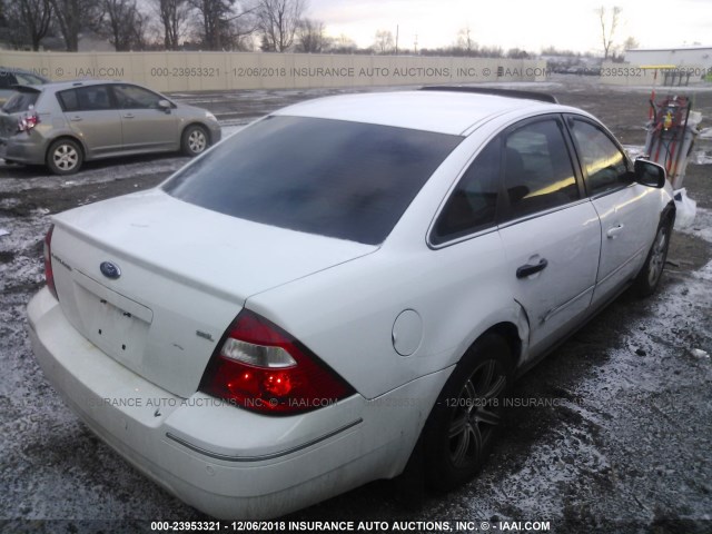 1FAFP24195G134871 - 2005 FORD FIVE HUNDRED SEL WHITE photo 4