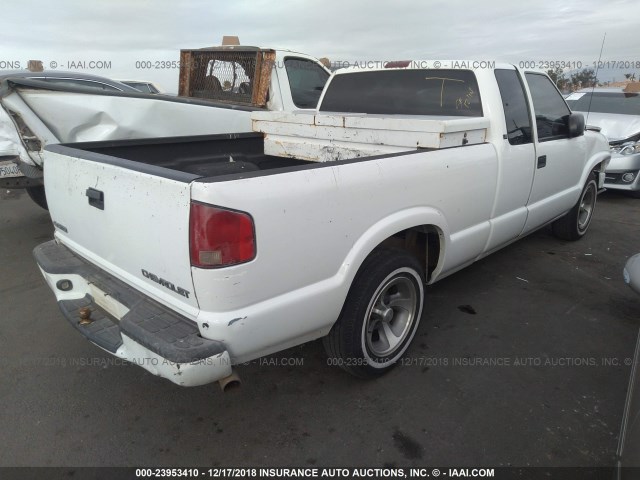 1GCCS19W118129646 - 2001 CHEVROLET S TRUCK S10 WHITE photo 4