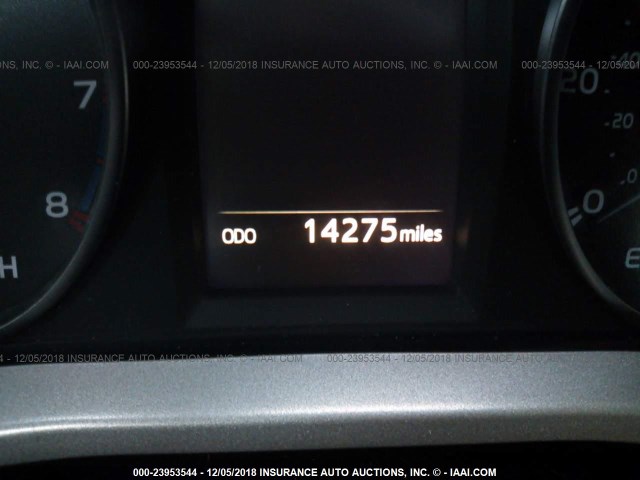 2T3RFREV1JW805582 - 2018 TOYOTA RAV4 ADVENTURE/XLE 白色 照片 7