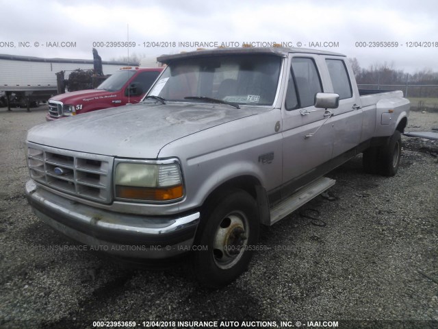 1FTJW35F7VEA52866 - 1997 FORD F350 CREAM photo 2