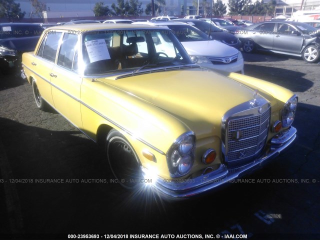 10806812020664 - 1972 MERCEDES BENZ 280  YELLOW photo 1