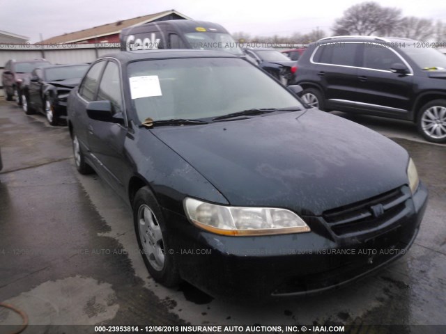 1HGCG1654YA076796 - 2000 HONDA ACCORD EX GREEN photo 1