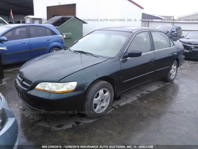 1HGCG1654YA076796 - 2000 HONDA ACCORD EX GREEN photo 2