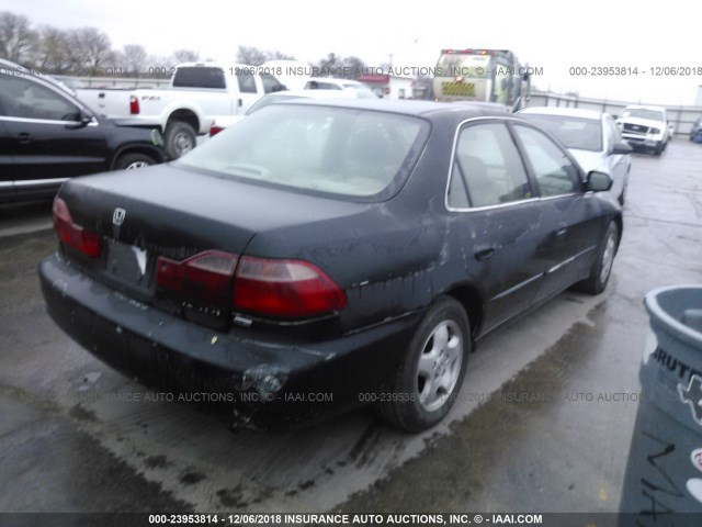 1HGCG1654YA076796 - 2000 HONDA ACCORD EX GREEN photo 4