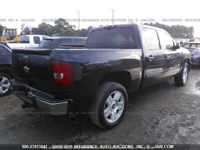 2GCEC130181329479 - 2008 CHEVROLET SILVERADO C1500 MAROON photo 4