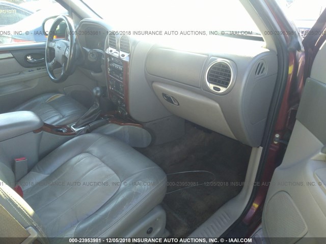 1GKET16P836235470 - 2003 GMC ENVOY MAROON photo 5