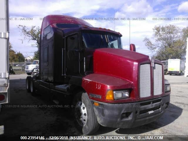 1XKADB9X95J101922 - 2005 KENWORTH CONSTRUCTION T600 MAROON photo 1