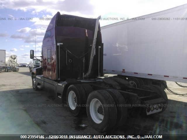 1XKADB9X95J101922 - 2005 KENWORTH CONSTRUCTION T600 MAROON photo 3