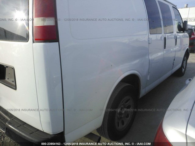 1GCSGAFX8B1144861 - 2011 CHEVROLET EXPRESS G1500  WHITE photo 6