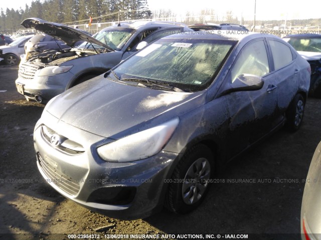 KMHCT4AE0HU293257 - 2017 HYUNDAI ACCENT SE GRAY photo 2