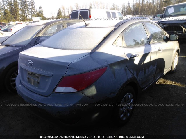 KMHCT4AE0HU293257 - 2017 HYUNDAI ACCENT SE GRAY photo 4