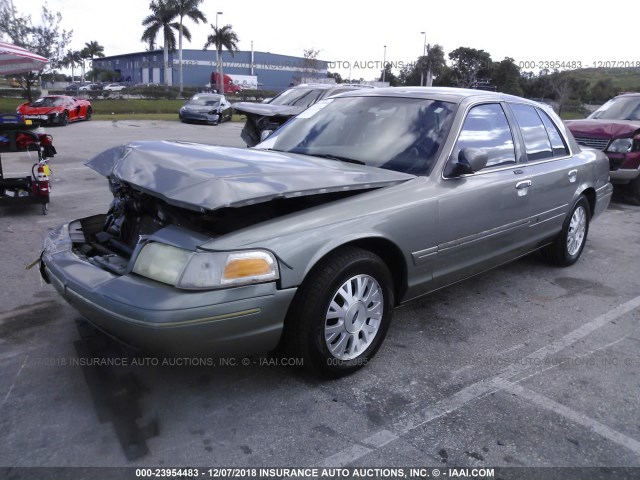 2FAFP74WX3X163229 - 2003 FORD CROWN VICTORIA LX GREEN photo 2