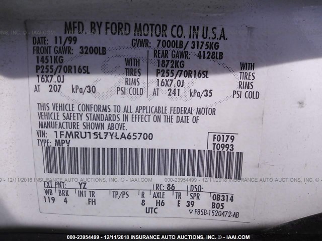 1FMRU15L7YLA65700 - 2000 FORD EXPEDITION XLT WHITE photo 9