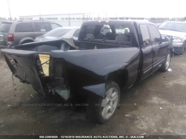 2GCEC19TX41183692 - 2004 CHEVROLET SILVERADO C1500 BLACK photo 4