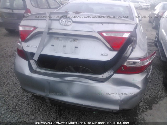 4T1BF1FK9FU039432 - 2015 TOYOTA CAMRY LE/XLE/SE/XSE GRAY photo 6