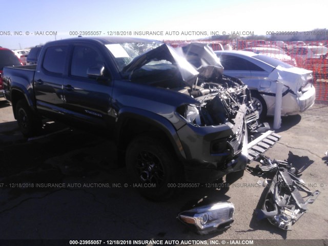 3TMCZ5AN4JM153490 - 2018 TOYOTA TACOMA DBL CAB/SR/TRDSPT/OR/PRO GRAY photo 1