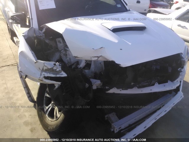 5TFCZ5AN8GX037342 - 2016 TOYOTA TACOMA DBL CAB/SR/SR5/TRD SPT/OR WHITE photo 6