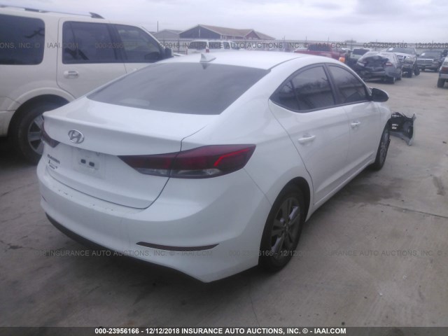 5NPD84LF3HH043036 - 2017 HYUNDAI ELANTRA SE/VALUE/LIMITED WHITE photo 4