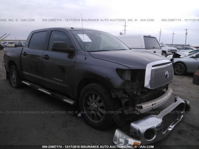 5TFEM5F19CX051368 - 2012 TOYOTA TUNDRA CREWMAX SR5 GRAY photo 1