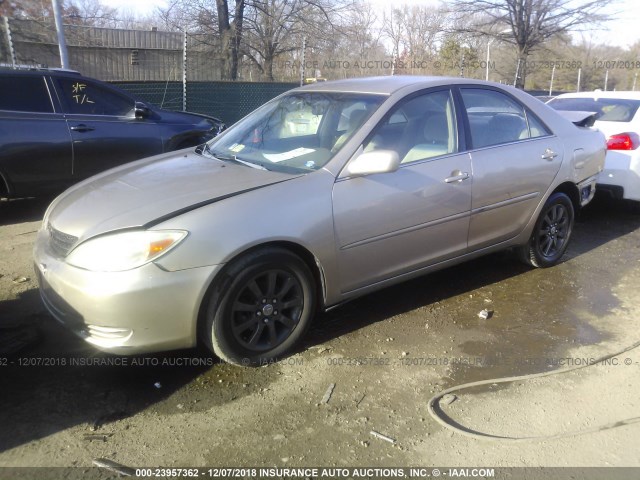 4T1BE32K53U140502 - 2003 TOYOTA CAMRY LE/XLE/SE GOLD photo 2