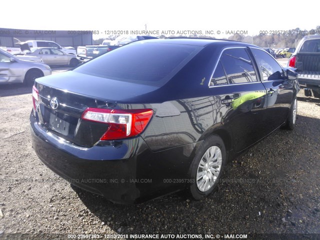 4T4BF1FK9CR184696 - 2012 TOYOTA CAMRY SE/LE/XLE BLACK photo 4