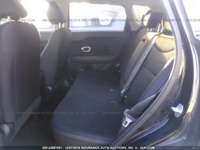 KNDJN2A28E7097903 - 2014 KIA SOUL BLACK photo 8