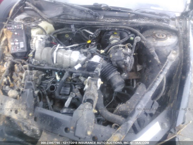 2G2WS522641132145 - 2004 PONTIAC GRAND PRIX GT2 შავი ფოტო 10