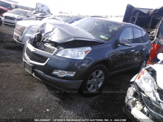 1GNLVFED4AS114108 - 2010 CHEVROLET TRAVERSE LT GRAY photo 2